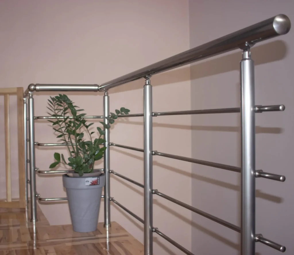 Aluminijumska ograda u kući